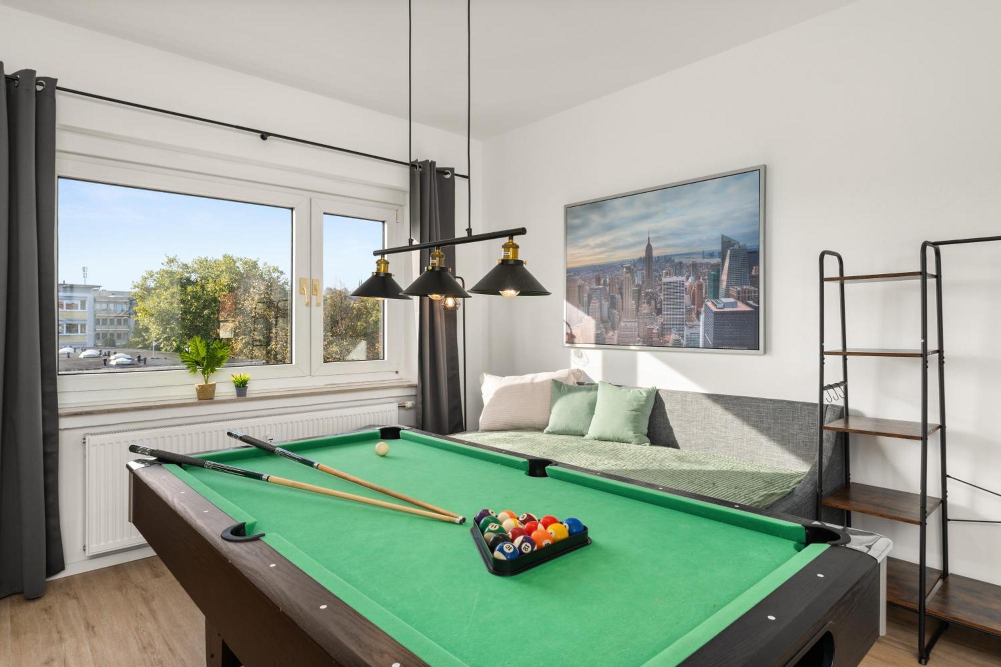 Homely-Apartment Manhattanart, Zentral, Parkplatz, Billard,Ps4, Dart, Balkon Bielefeld Extérieur photo